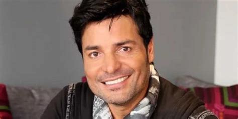 Humans to mars) is a song performed by puerto rican singer chayanne, released as the lead single from his upcoming fifteenth studio album en todo estaré, by sony music latin on april 20, 2014. Humanos a Marte de Chayanne