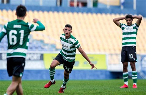 Maybe you would like to learn more about one of these? Planète Sporting Clube de Portugal: U23 : GD Estoril Praia ...