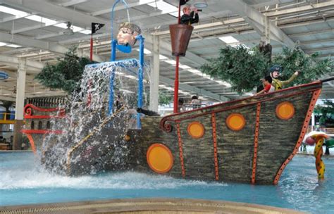 Large Holiday Waterpark Project Indoor Amazing Funny Water Park