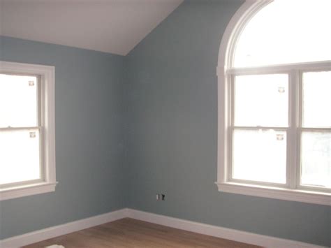 Lookout point benjamin moore via deborah needleman and lonny. Color Forte: Heavenly Blue Benjamin Moore 709 Paint Color ...
