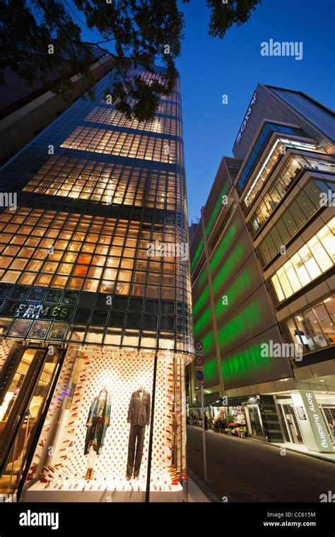 Japan Tokyo Ginza Maison Hermes Store Architect Renzo Piano Stock