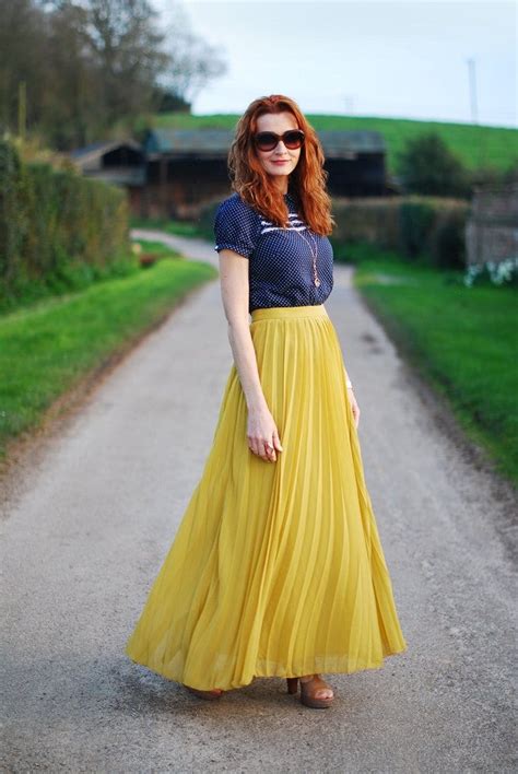 Yellow Skirt Outfits 30 Ideas On How To Wear A Yellow Skirt