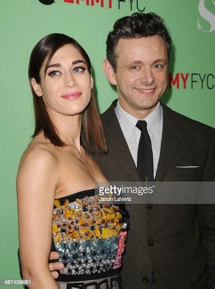 Actress Lizzy Caplan And Actor Michael Sheen Attend Showtimes News Photo Getty Images