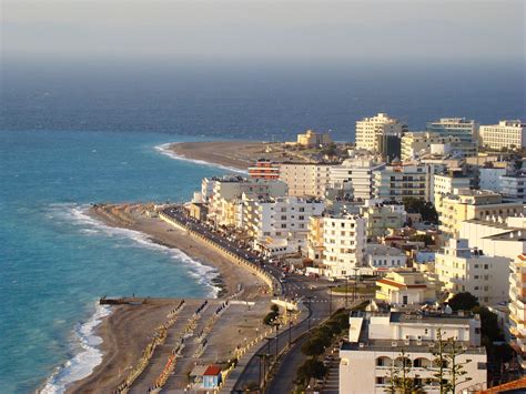 Ιδιαίτερα υψηλές θερμοκρασίες επικράτησαν την πέμπτη 29/07 σε ολόκληρη τη χώρα, με τις μέγιστες θερμοκρασίες να ξεπερνούν τους 40 βαθμούς κελσίου σε 8 γεωγραφικά διαμερίσματα και 63. ΡΟΔΟΣ | Νέα | Εκτακτη Επικαιρότητα | Ρόδος, Δωδεκάνησα ...