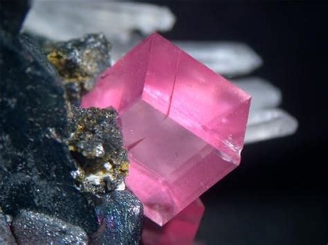 rhodochrosite sweet home mine colorado united states of america stones and crystals