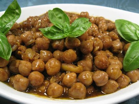 Mentre sono ancora nel colino versatevi 2 cucchiai di bicarbonato, scuotendoli bene. A Tavola con Mammazan: Curry di ceci