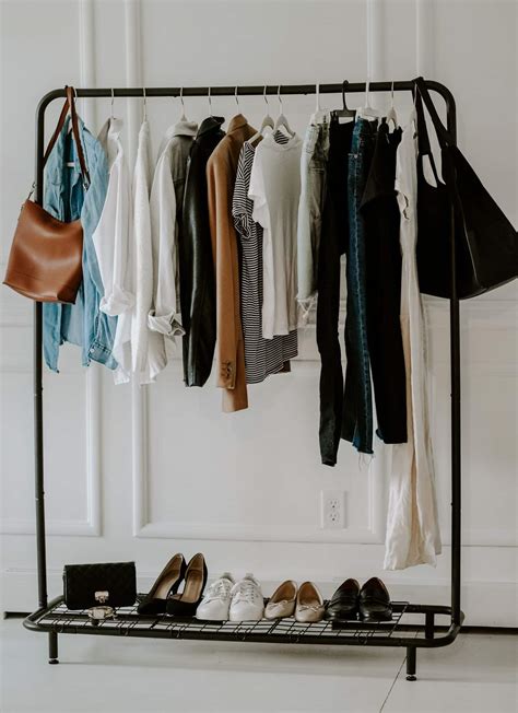 Capsule Wardrobe Ideas 10 Pieces Of Clothing To Mix And Match My