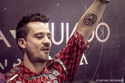 Chano moreno charpentier habla de su actualidad como solista, a la que llegó luego de enfrentar varios fantasmas del pasado. Pin en ♡ Tan Bionica