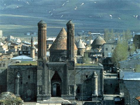 Erzurum is a transportation junction on a railroad line that runs from ankara to leninakan (ussr) and on a highway that runs from trabzon to tabriz (iran). ERZURUM Tanıtım Sitesi : ERZURUM RESİMLERİ
