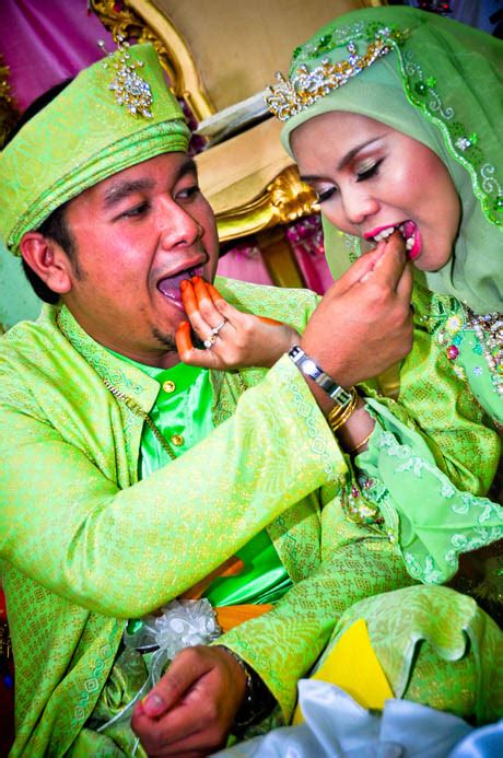 Adat Perkahwinan Kaum Melayu Brunei DOCX Document