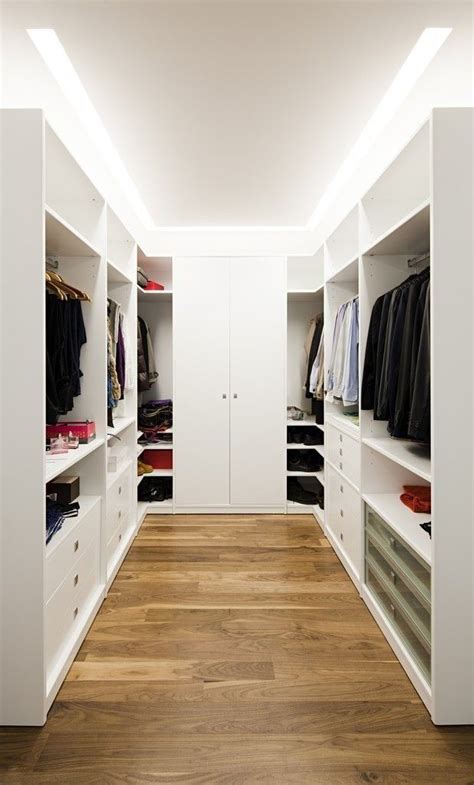 How to design a practical closet. 33+ Awesome Small Wardrobe Ideas for Small Space - Decor ...