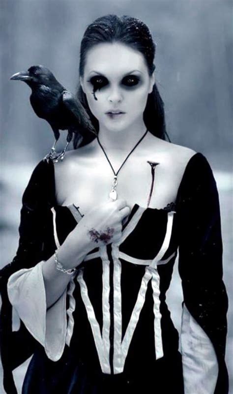 40 Amazing Zombie Costume Ideas  Bored Art