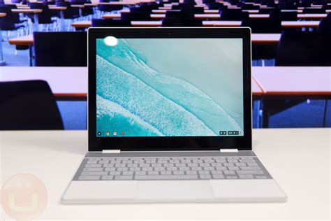 Grabbing screenshots on a chromebook may be slightly different than what you're accustomed to since chrome os saves screenshots locally on your device, they won't be available on google. How To Take A Screenshot On A Chromebook | Ubergizmo