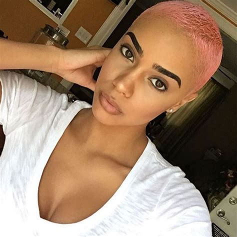 A blunt bob can easily go from the office to the soccer field to the dance floor: 2018 Pixie Haircuts For Black Women - 26 Coolest Black ...