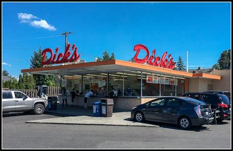 Dicks Drive In Holman Rd Nw Seattle Restaurant Reviews Photos