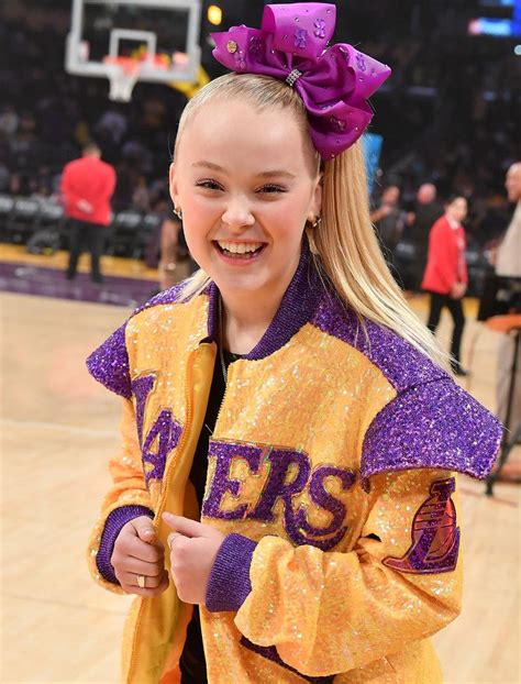 Jojo Siwa To Star In New Nickelodeon Live Action Musical Film The J