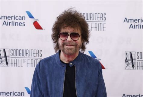 In Photos Gloria Estefan Jeff Lynne Honored At Songwriters Hall Of Fame Gala All Photos