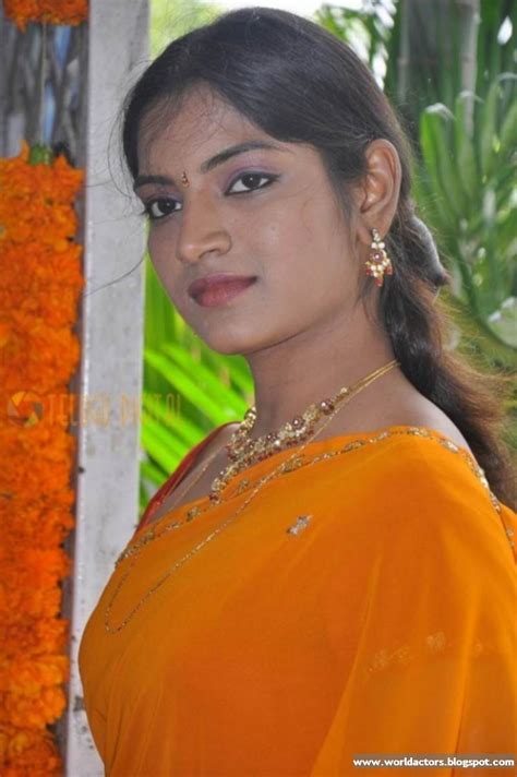 ˈtamiɻ ˈnaːɽɯ (listen)) is a state in southern india. Tamil Actress Keerthi- Cute photo Gallery | World of Actors