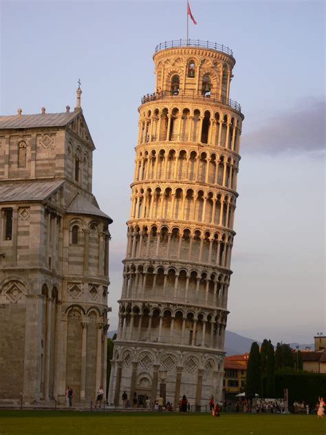 La Torre De Pisa En Italia Feminorama