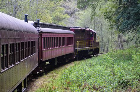Cute five mile ride on old preserved northern pacific tracks. The Skunk Train Is The One Train Ride In Northern ...