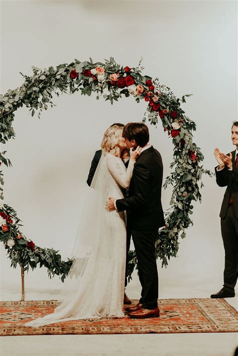 Sweet emilia jane , floral design: Round Ceremony Arbor Wedding Arch Miami by Simple Florals ...