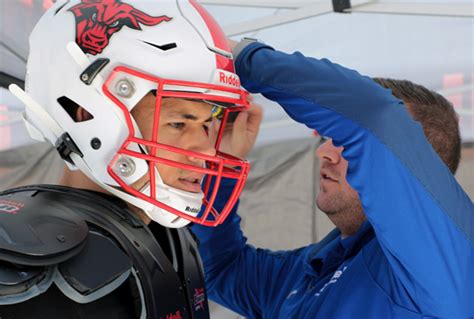 How To Properly Maintain Football Helmets During The Season