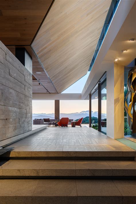 Kloof House Awarded Silver At Wan Awards Saota Architecture And Design