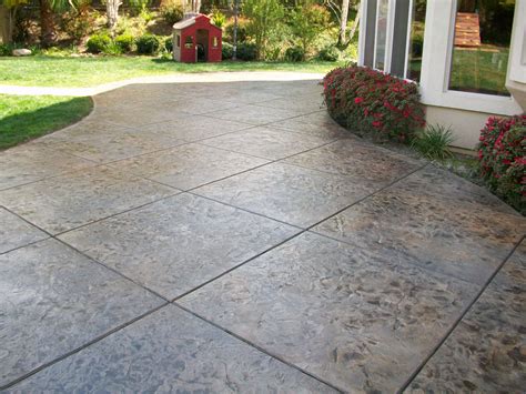 6 Reasons Why Concrete Makes The Best Option For Your Patio Think