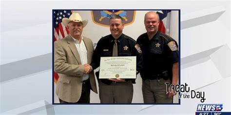 Treat Of The Day Lt Stuart Earns Certified Jail Manager Designation