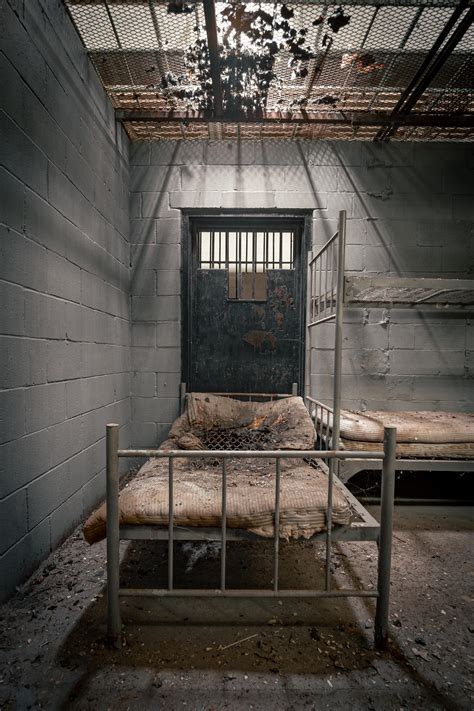 Abandoned Jail Cell In Missouri Oc Rurbanexploration