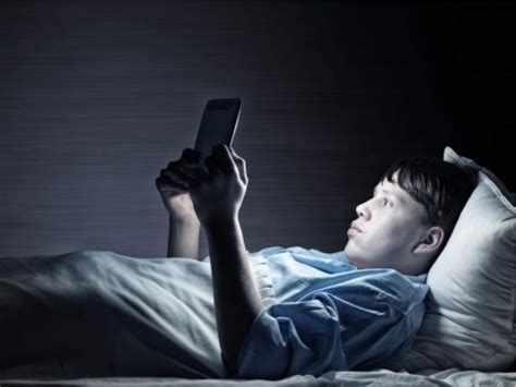 Cell Phones And Sleep Deprivation Heres How Your Phone Might Be Disrupting Your Sleep