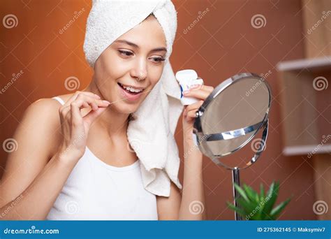 Women Use Dental Floss White Healthy Teeth Stock Image Image Of Patient Floss 275362145