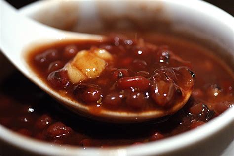 In chinese it is known as hong dou tang. Red Bean Soup Recipe - Sweet Soup Cravings - So Good Blog