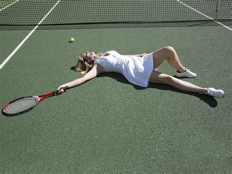 what happens when your tennis opponent falls doubletake