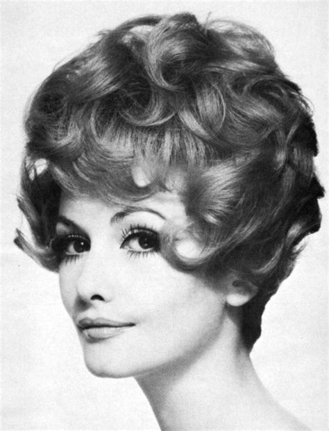 Hot hairstyles of the 1960s. The beauty of 1960's hairstyle and its grace | Vintage ...