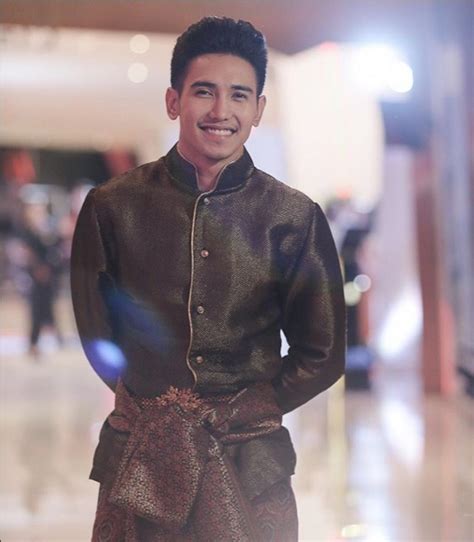 ก๊อต) เป็น นักแสดง นายแบบ ชาวไทยเชื้อสายปาทาน เข้าวงการจากการประกวด ดิ ไอดอล โปรเจกต์ และนอกจากนี้. มาดู พระเจ้าเสือ ก๊อต จิรายุ ล้อเลียน พี่หมื่นโป๊บ งานนี้ ...