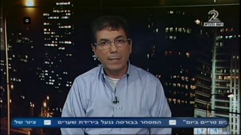 בית משפט השלום בחיפה הרשיע את רביב רז בעבירה של העלבת עובד ציבור, לאחר ששלח למנהלי בתי חולים מייל בו הכפיש את מנהל ביהח איכילוב גבי ברבש. האם על עיתונאית להצהיר כשהיא מראיינת לקוח של בעלה הפרסומאי ...