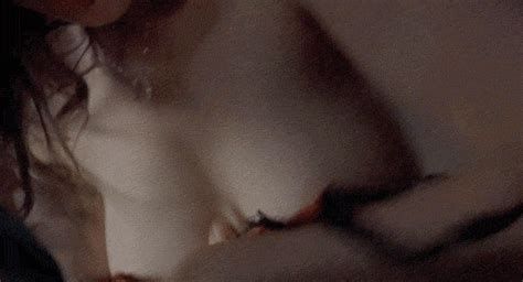 Anne Hathaway Nude Scene Sex Top Pictures