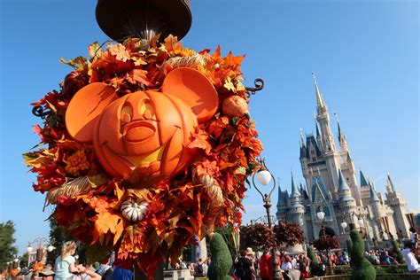Halloween At Walt Disney World Laureny Loves