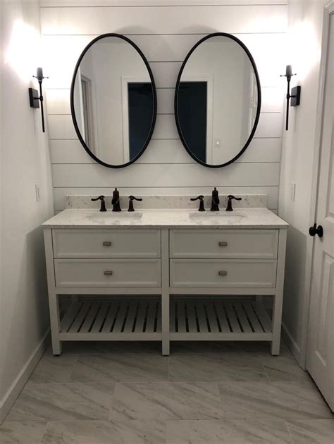 The first modern mirrors appeared in 1835 when justus von liebig developed a technique for coating glass with silver. Bathroom Round Vanity Mirror 26'' to 36'' Diamete US Stock ...