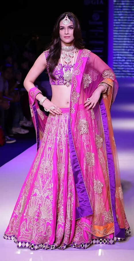 Kriti Sanon Looked Majestic In Hot Pink And Purple At The Iijw 2015 Event Beautiful Dresses