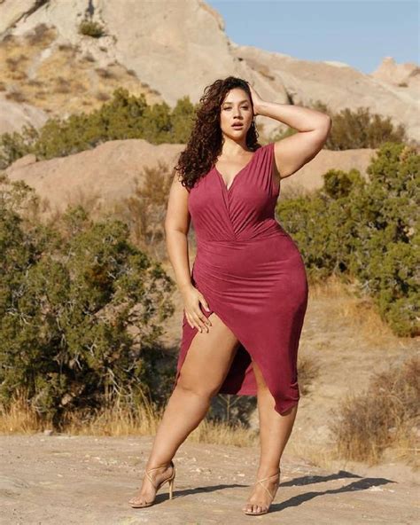 Plus Size Model Erica Lauren Photo Video Height And Weight