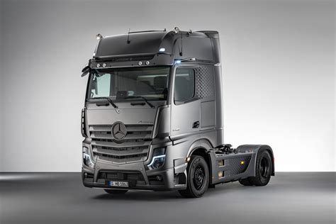 Mercedes Benz Actros Edition 2 Is More Luxurious Than Your Suv Truck
