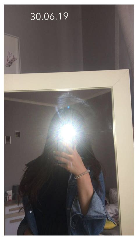 Aesthetic Pictures No Face Aesthetic Mirror Selfie No Face Aesthetic Mirror Mirror Selfie