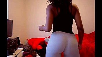 Ebony Girl In Yoga Pants Twerks And Shakes Her Big Ass XNXX