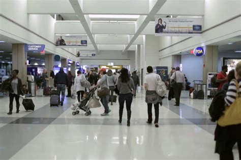 Half Naked Woman Shuts Down South Carolina Airport Armenian News