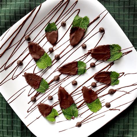 Chocolate Dipped Mint Leaves