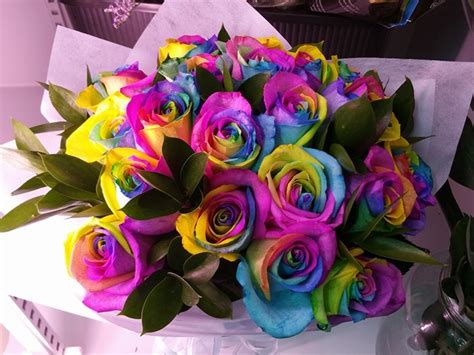 10 Rainbow Rose Bouquet The Vine Florist