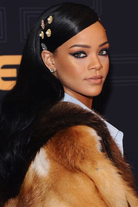 Thelist The 20 Most Jaw Dropping Beauty Moments Of 2016 Rihanna