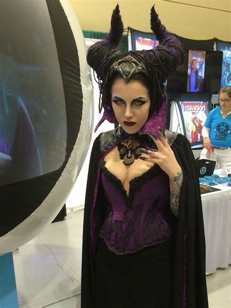 25 Women Halloween Costume Ideas To Try Flawssy Maleficent